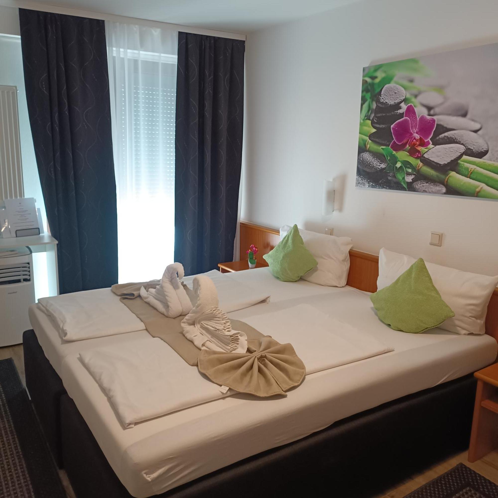 Hotel Ari Kaiserslautern Buitenkant foto