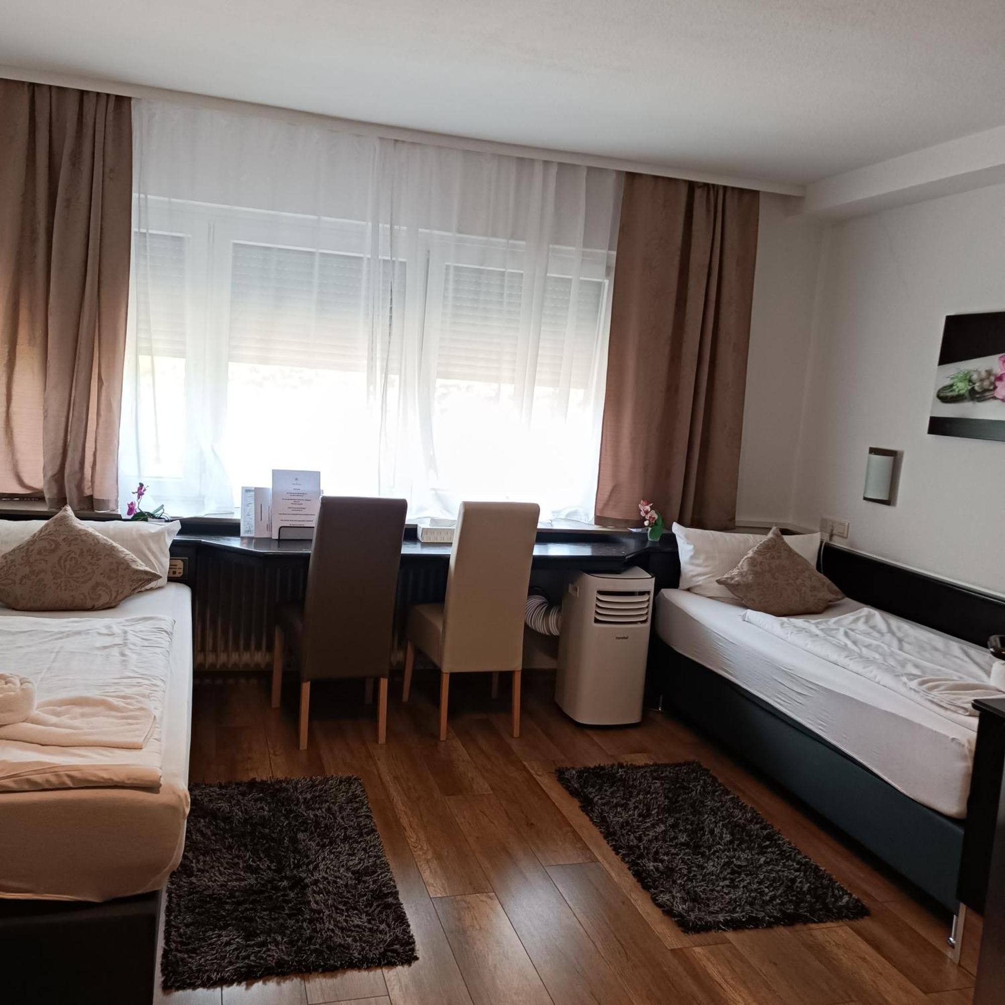 Hotel Ari Kaiserslautern Buitenkant foto
